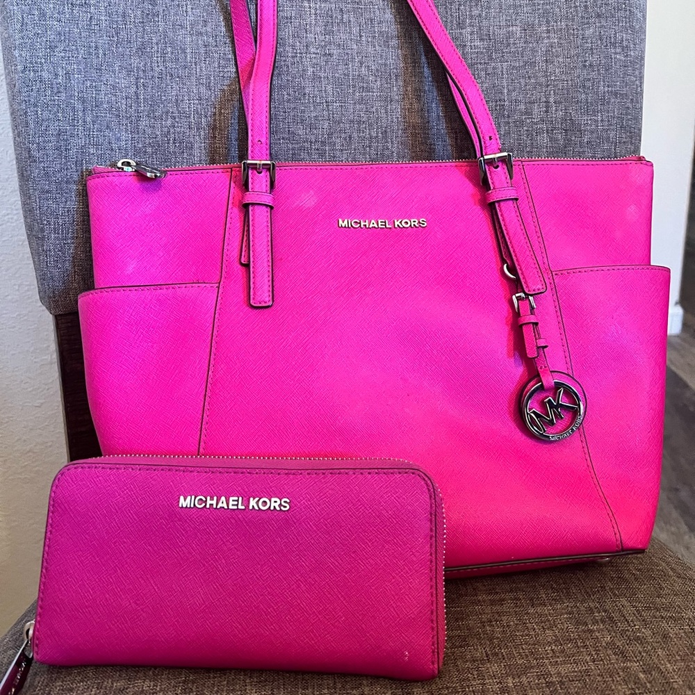 Michael Kors Large Tote Bag.